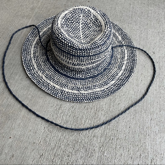 J. Crew paper straw hat OS - Picture 5 of 7